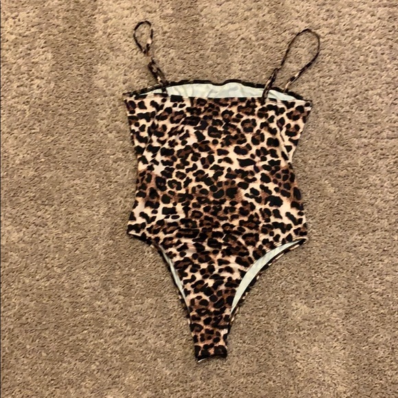 Leopard Bodysuit - Picture 2 of 2